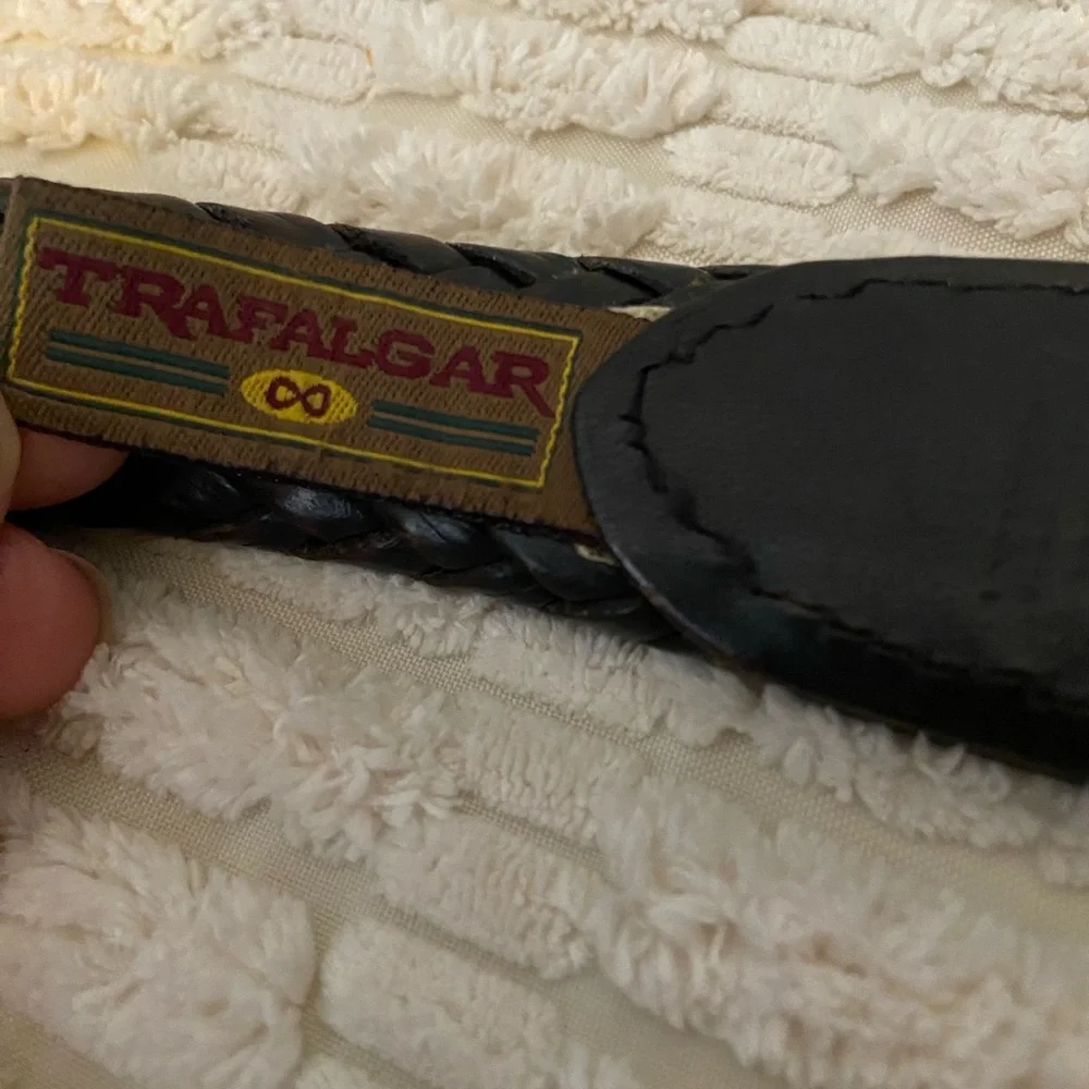 MEN'S TRAFALGAR Dark Brown/ Black GENUINE BRAIDED LEATHER BELT SIZE 38 Brass